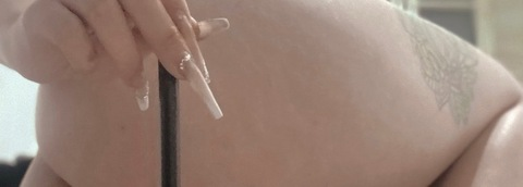 OnlyFansのヘッダー画像 akatsugar