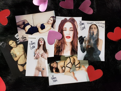 Gambar header OnlyFans akirashell