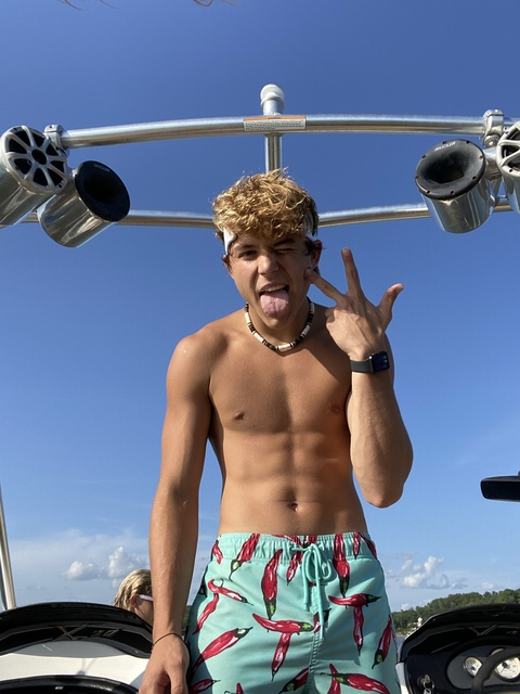 OnlyFans Header Bild alecafterdark