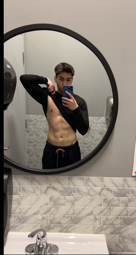 Снимка на заглавието на OnlyFans alexhoushan22