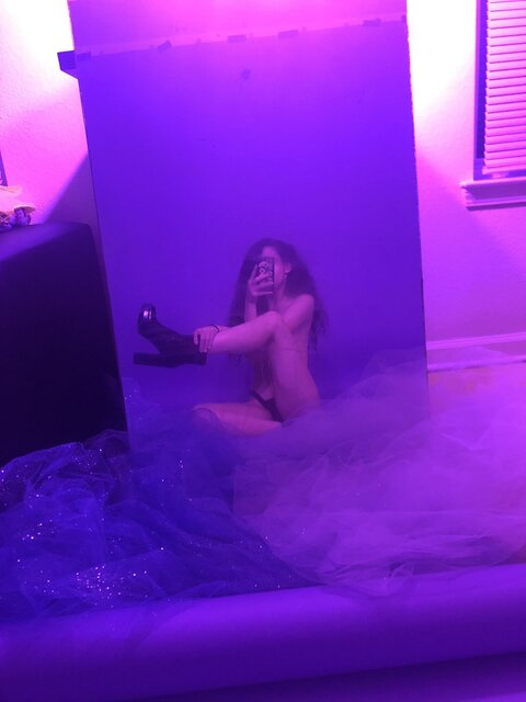 Image d'en-tête OnlyFans analogshorty