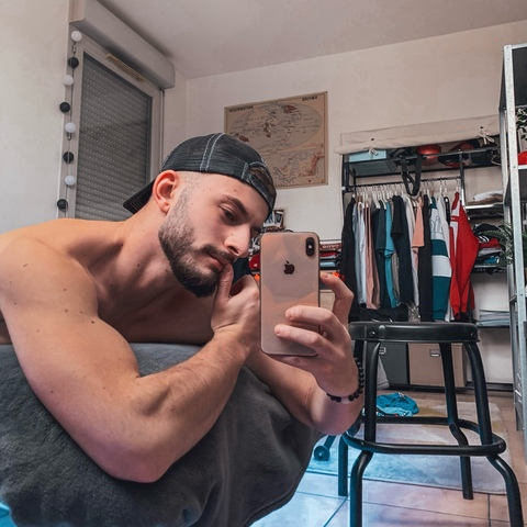 Obraz w nagłówku OnlyFans anthocorreia