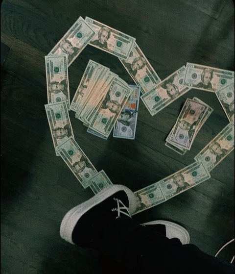 OnlyFansのヘッダー画像 aprilmarieflowers