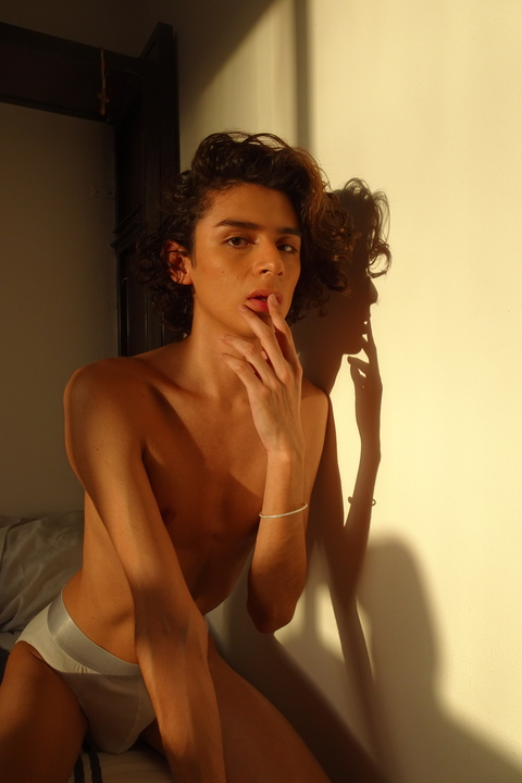 OnlyFans Header Bild arisfemboysissy