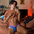 OnlyFansのプロフィール画像 aussiebulge