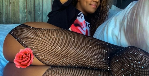 OnlyFans Header Bild averykinkygirl