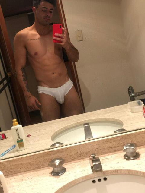 Imagen de encabezado de OnlyFans de ayquericogama