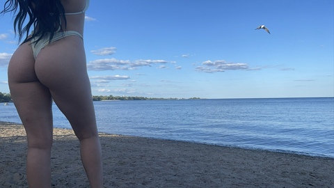 OnlyFans header picture azalyastar_