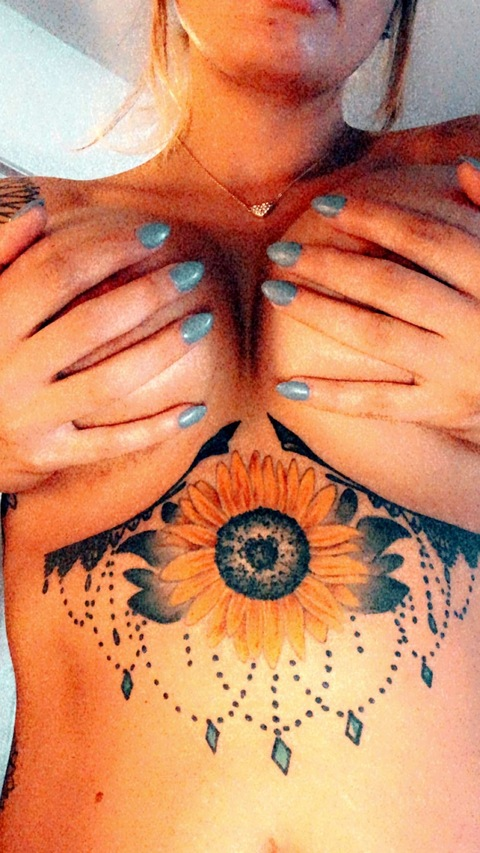 오직 팬들만 볼 수 있는 babyface8189의 헤더 사진