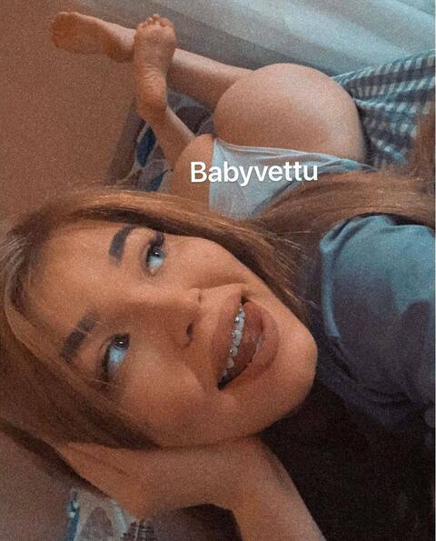 오직 팬들만 볼 수 있는 babyvetty의 헤더 사진