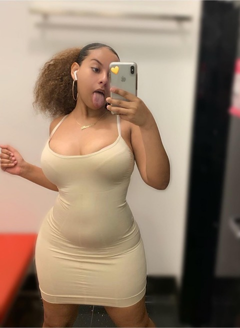 OnlyFans Header Bild baddieherm