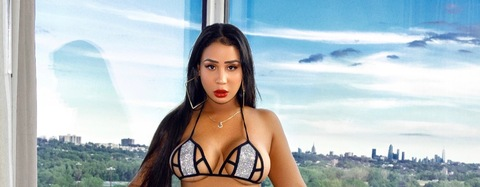 OnlyFansのヘッダー画像 badwhitney