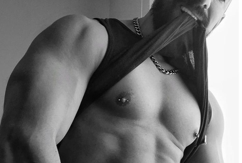 Obraz w nagłówku OnlyFans bearded_alv