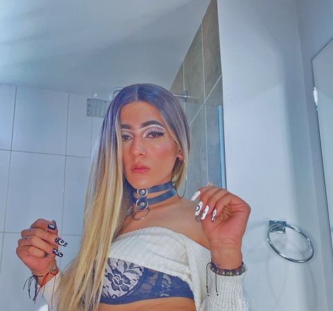 Image d'en-tête OnlyFans bella777rosse