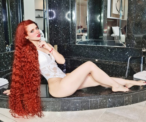 OnlyFans Header Bild belladuenas