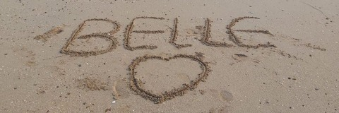 OnlyFansのヘッダー画像 belle-lou