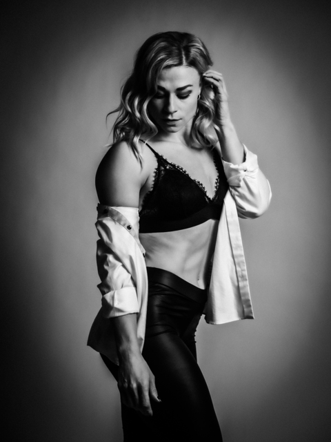 오직 팬들만 볼 수 있는 bettinagrasbeck의 헤더 사진