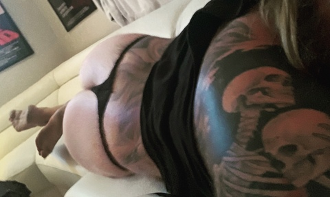 오직 팬들만 볼 수 있는 blackcandi의 헤더 사진