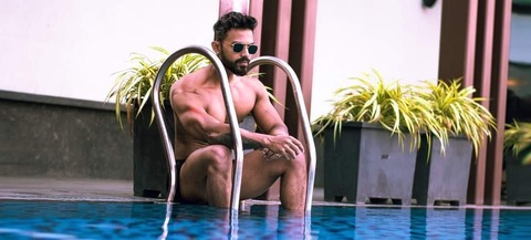 Gambar header OnlyFans bonghulkx