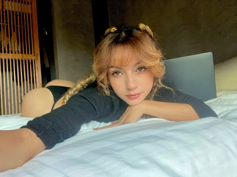 AlleenFans kopafbeelding bonnierabbit