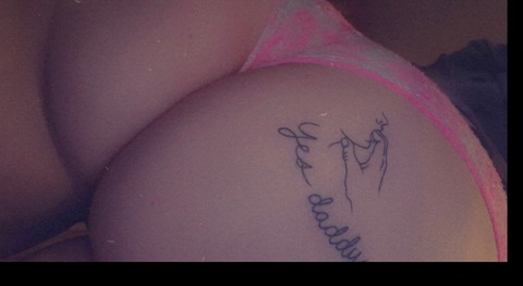 OnlyFans हेडर चित्र brittbratt98