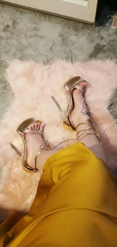 오직 팬들만 볼 수 있는 bunnythefootmodel의 헤더 사진