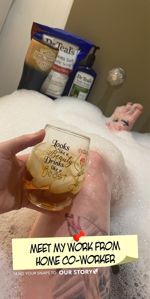 Gambar header OnlyFans caitlikesitloud