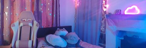 Imagen de encabezado de OnlyFans de ceresclouds