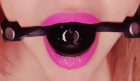 OnlyFans header picture chanelantesa