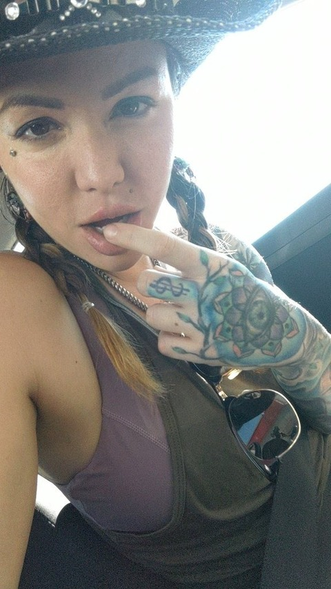 Imagen de encabezado de OnlyFans de charlette_webb