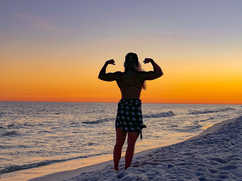 OnlyFans header picture chickenloren32