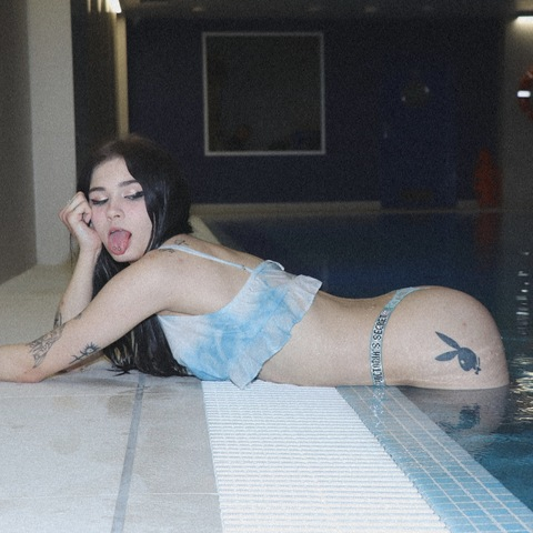 Снимка на заглавието на OnlyFans chillqueenie