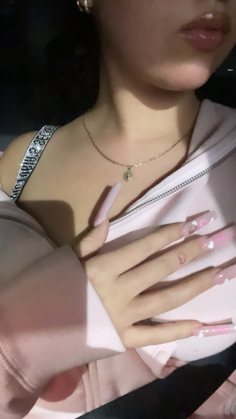 Картинка шапки OnlyFans chiquita.shahy