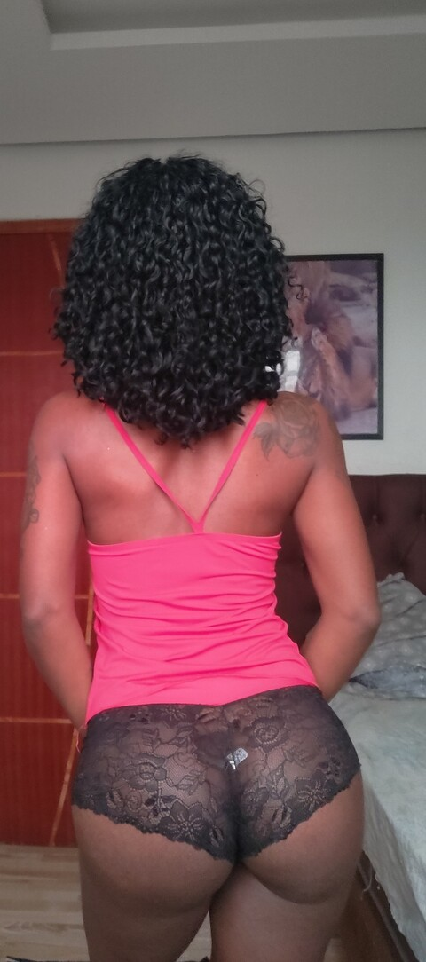 오직 팬들만 볼 수 있는 chocolaty.rj의 헤더 사진