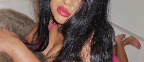 Foto de cabeçalho do OnlyFans clementinelove98