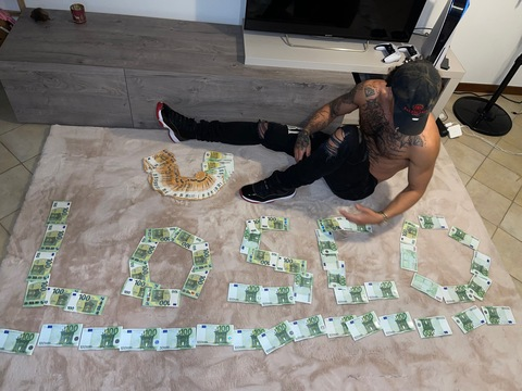 OnlyFans header picture coupleshiit