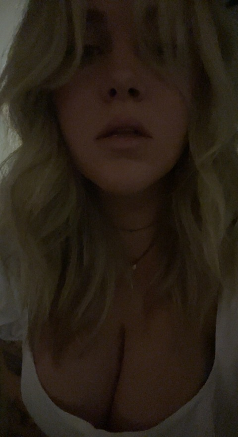 Obraz w nagłówku OnlyFans courtbaby16