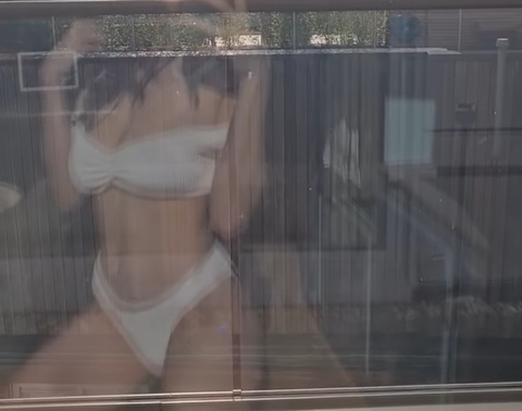 OnlyFans हेडर चित्र danielleksharp