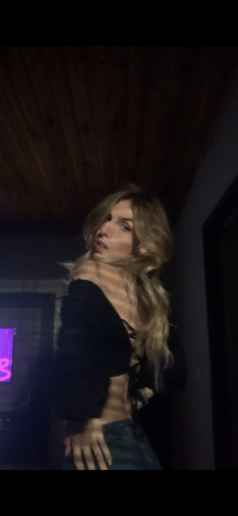 Image d'en-tête OnlyFans danihottgirl