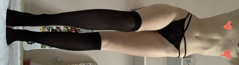 OnlyFansのヘッダー画像 demonbvby