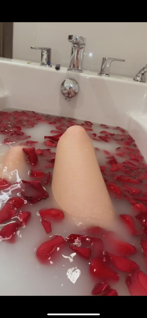 Картинка шапки OnlyFans diablessses