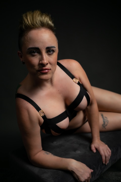 OnlyFans Header Bild dimples-ddd