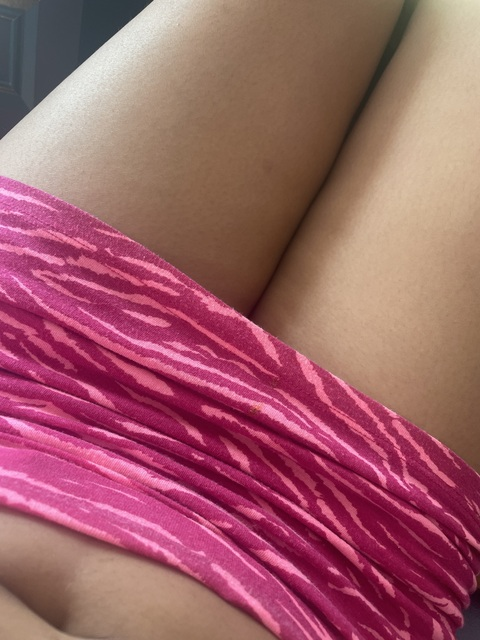 오직 팬들만 볼 수 있는 dolli613의 헤더 사진