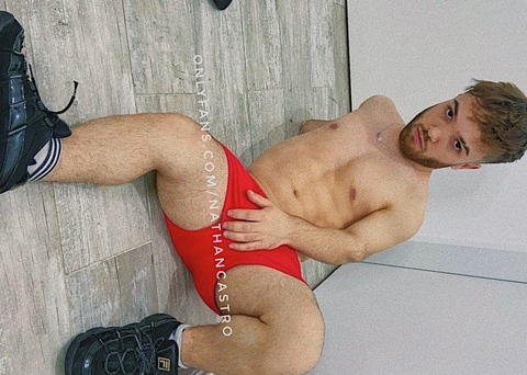 오직 팬들만 볼 수 있는 dwarfboy의 헤더 사진