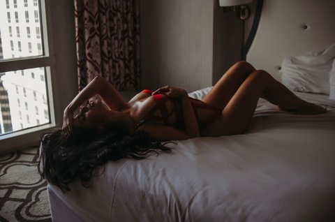 AlleenFans kopafbeelding earthlyalien