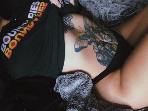 OnlyFans header picture edgaralllanhoe