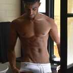 ओन्लीफैंस प्रोफ़ाइल तस्वीर edmundotito