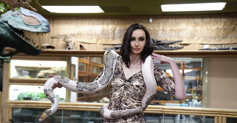 OnlyFansのヘッダー画像 ekaterinalisina