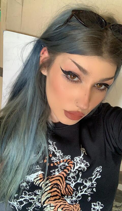 OnlyFansのヘッダー画像 elisait99