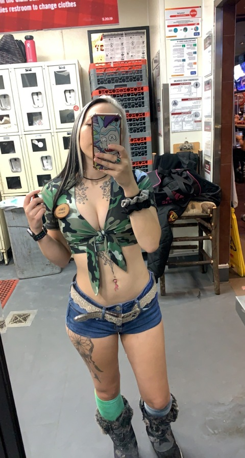 OnlyFans हेडर चित्र elvisgirl813